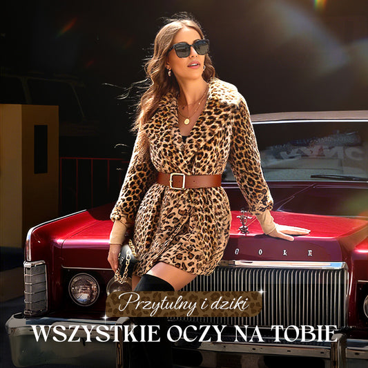 Damski ocieplany płaszcz w panterkę