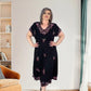 👗Sukienka Plus Size z dekoltem w szpic